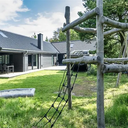 Locan - 1-2km From The Sea By Interhome Holiday home