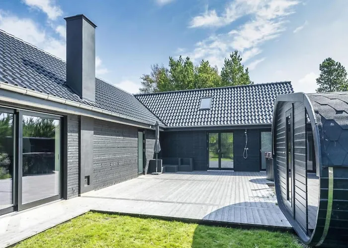 Сasa de vacaciones Locan - 1-2km From The Sea By Interhome *